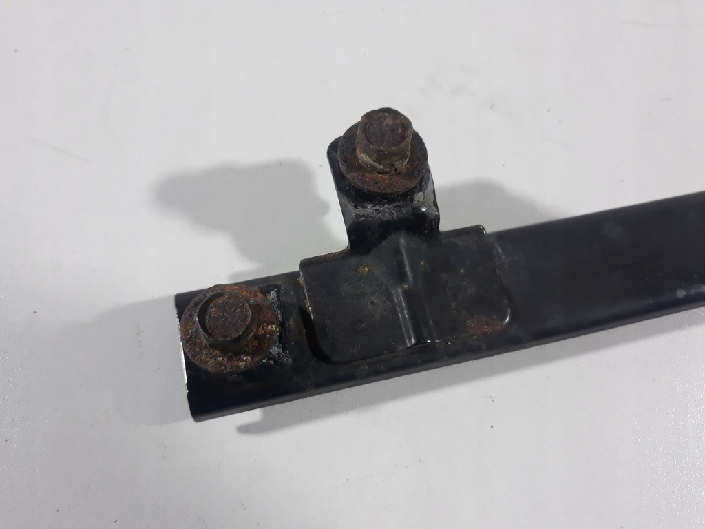 фото №15, Infiniti q50 16r- кронштейн радиатора