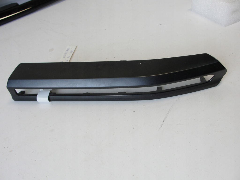 фото №2, Молдинг решітка радіатора ліва subaru legancy outback