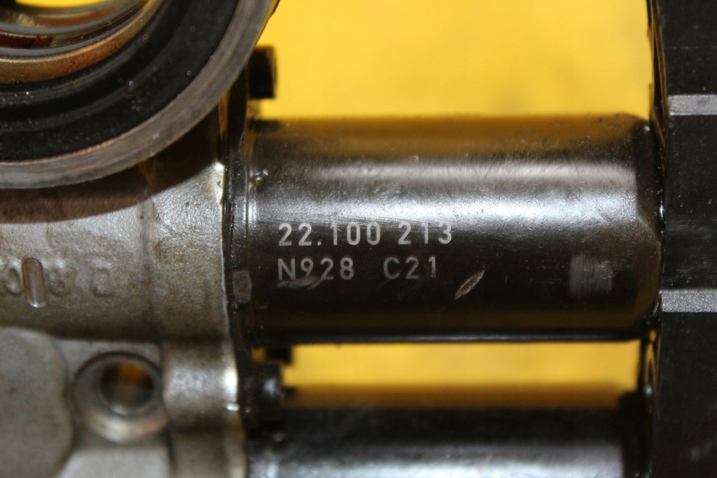 фото №5, Регулятор faz розподільного валу a6 c5 3.0 asn 06c103108d