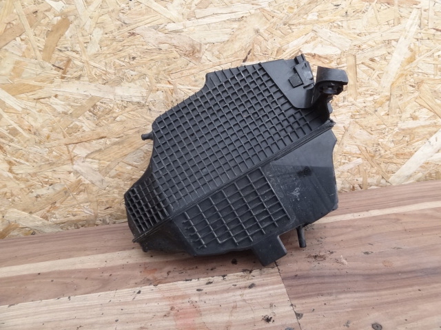 фото №1, Dacia lodgy 2013 1,5 dci корпус фильтра воздуха