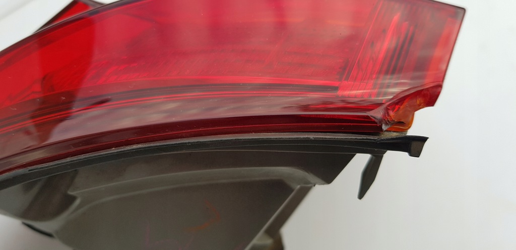 фото №11, Lexus is 220 is 250 лампа задня задня