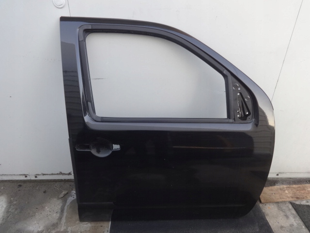 фото №1, Nissan pathfinder r51 05-13r дверь правое перед gn0