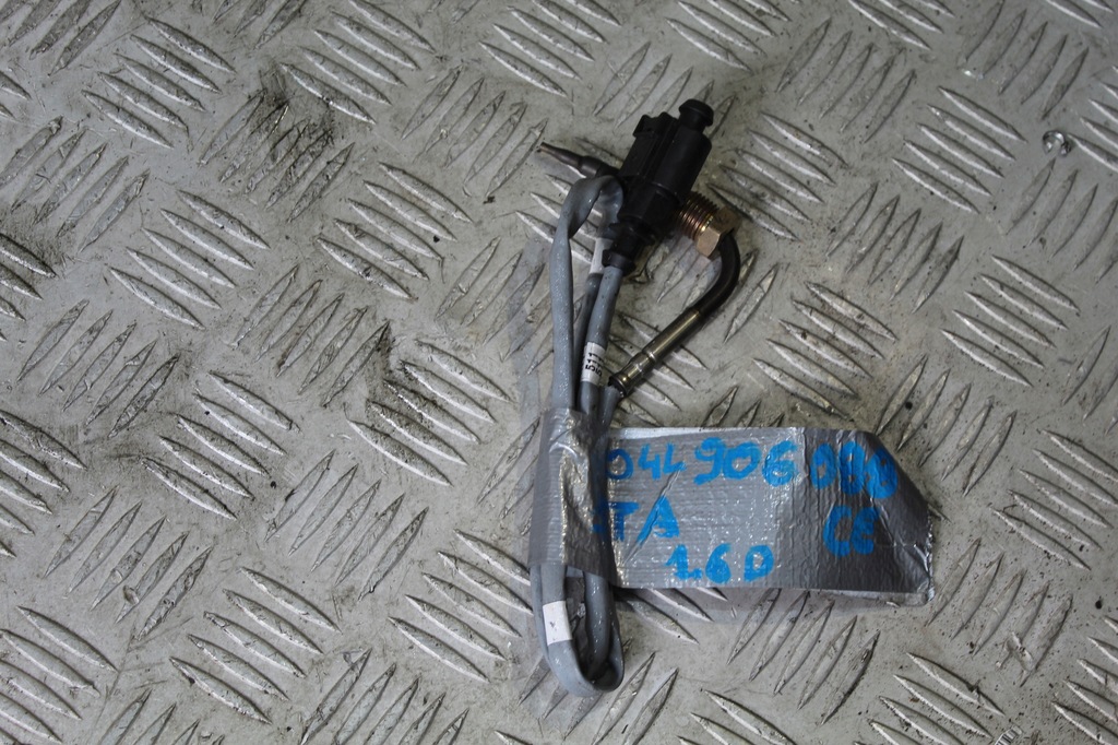 фото №1, Датчик temperatry вихлопних газів touran 5ta 04l906088ce
