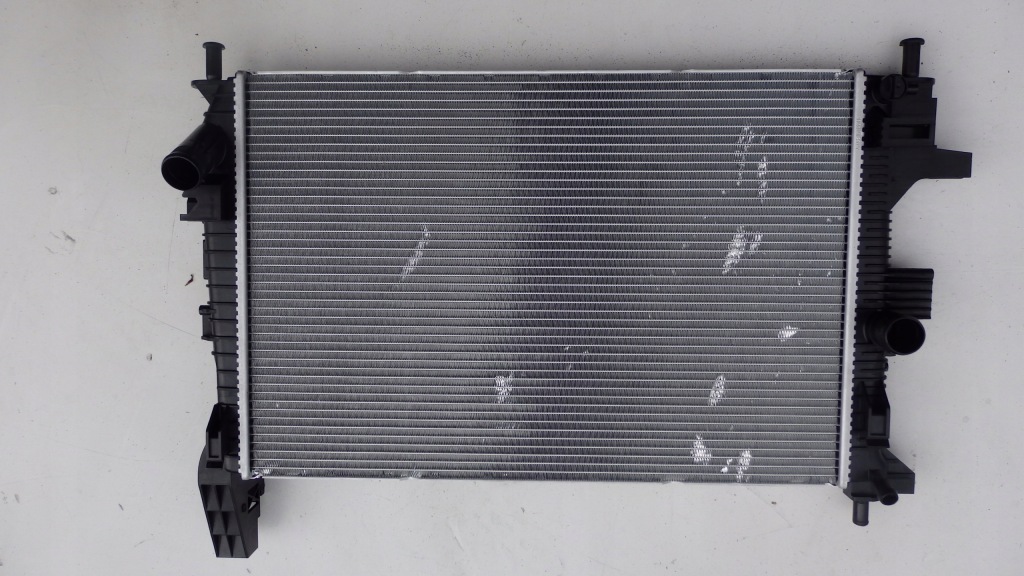 Купить Радиатор воды ford focus c-max 1.0 cv61-8005-vc