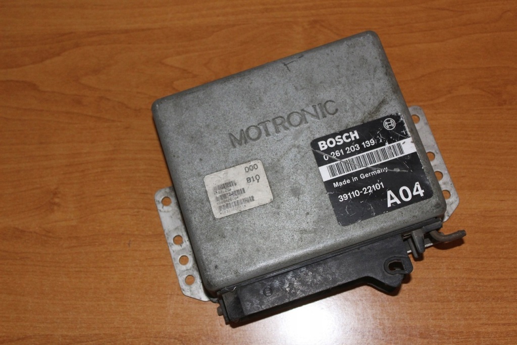 фото №1, Бортовой компьютер hyundai coupe s 1.5 turbo 0261203139