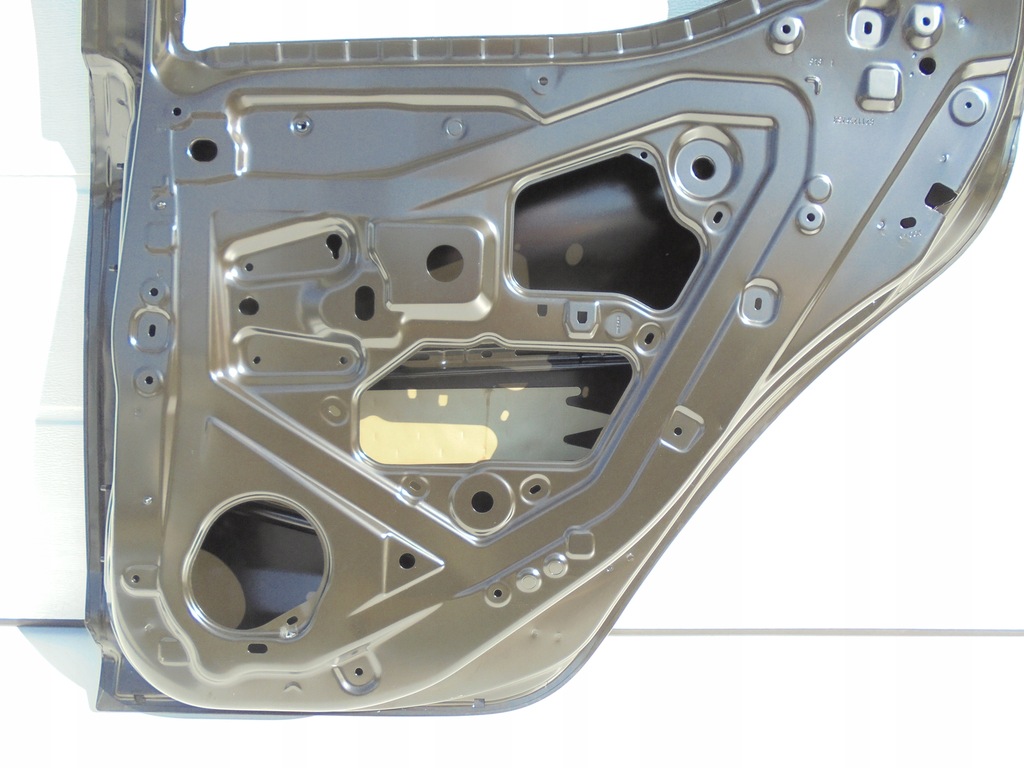 фото №14, Nissan micra k14 17- дверь правое задние 821005fa5j