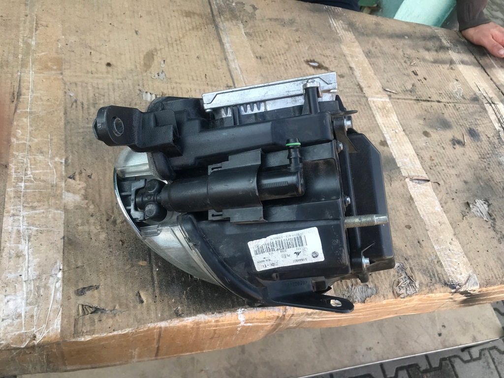 фото №9, Fiat 500 abarth лампа левая ксенон 51844937 оригинал