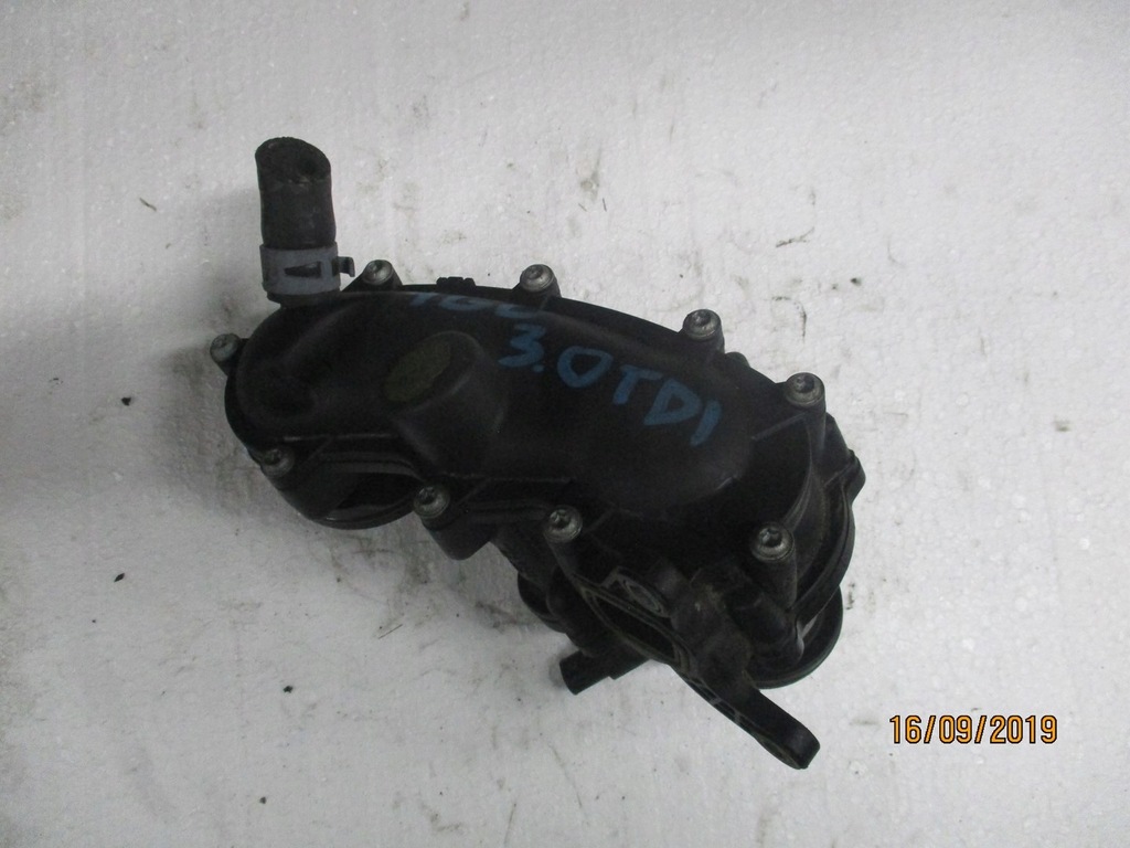 фото №2, Корпус термостат 059121111aq