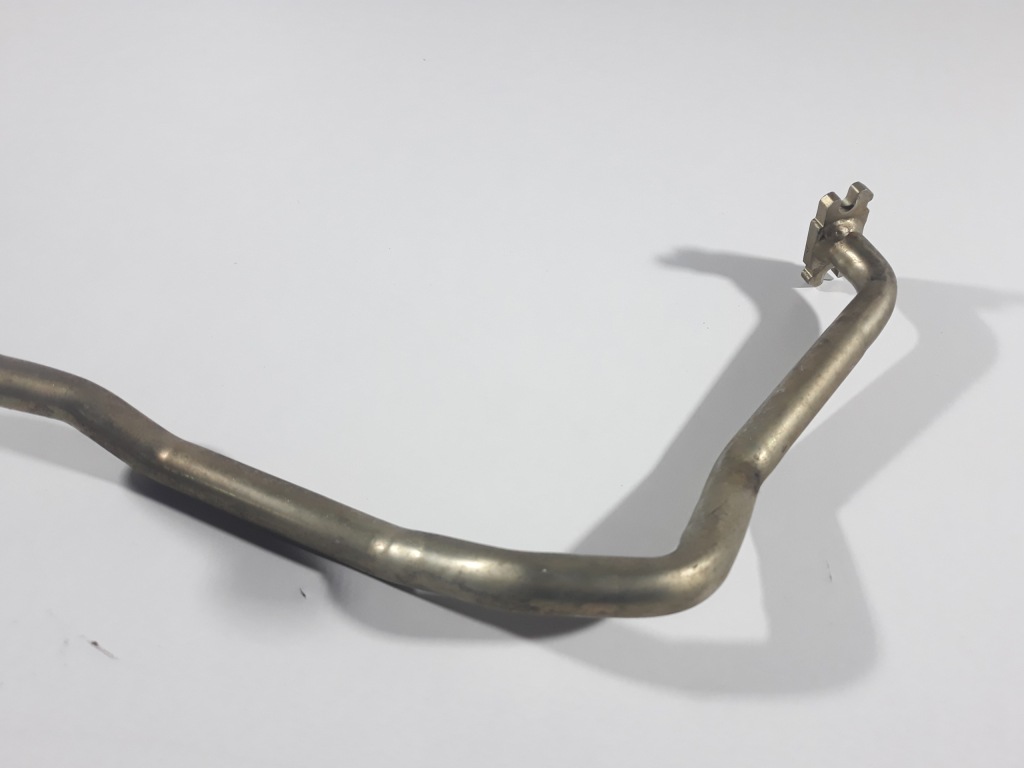 фото №3, Volvo xc60 2.0 d4 13r - трубка масла турбины