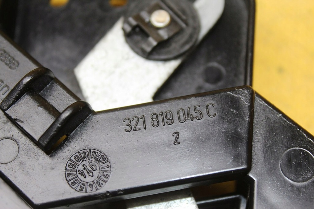 фото №6, Переключатель регулировки обдув vw t4 321819045c