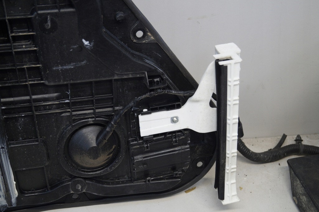 фото №5, Підйомник скло правий задня sportage iv шумоізоляція