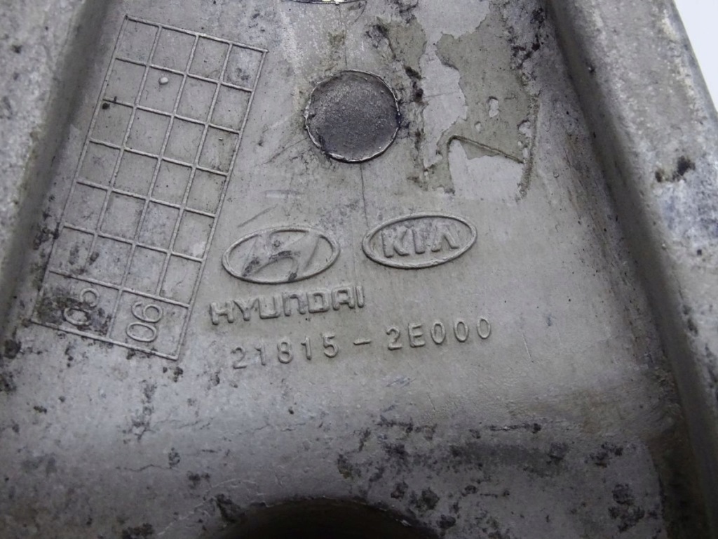 фото №3, Hyundai tucson i 2.0 16v кронштейн двигуна