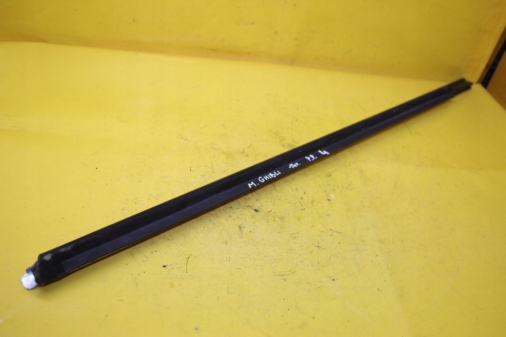 фото №6, Молдинг правый перед передний maserati ghibli