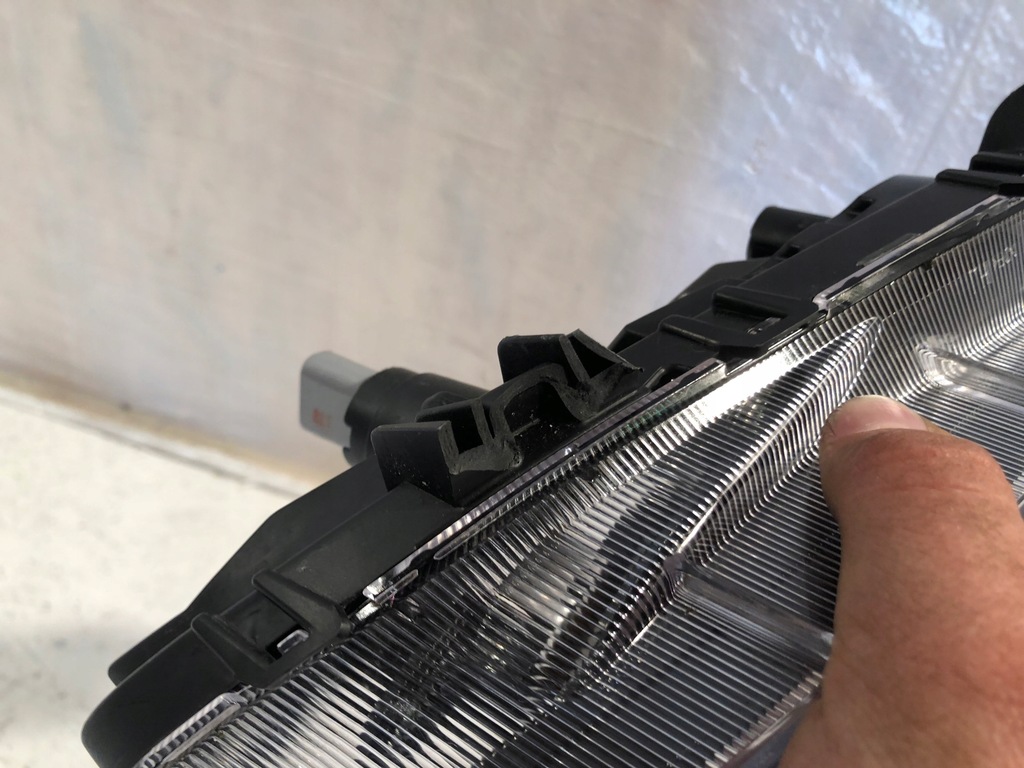 фото №4, Hyundai ioniq противотуманная фара led левый drl