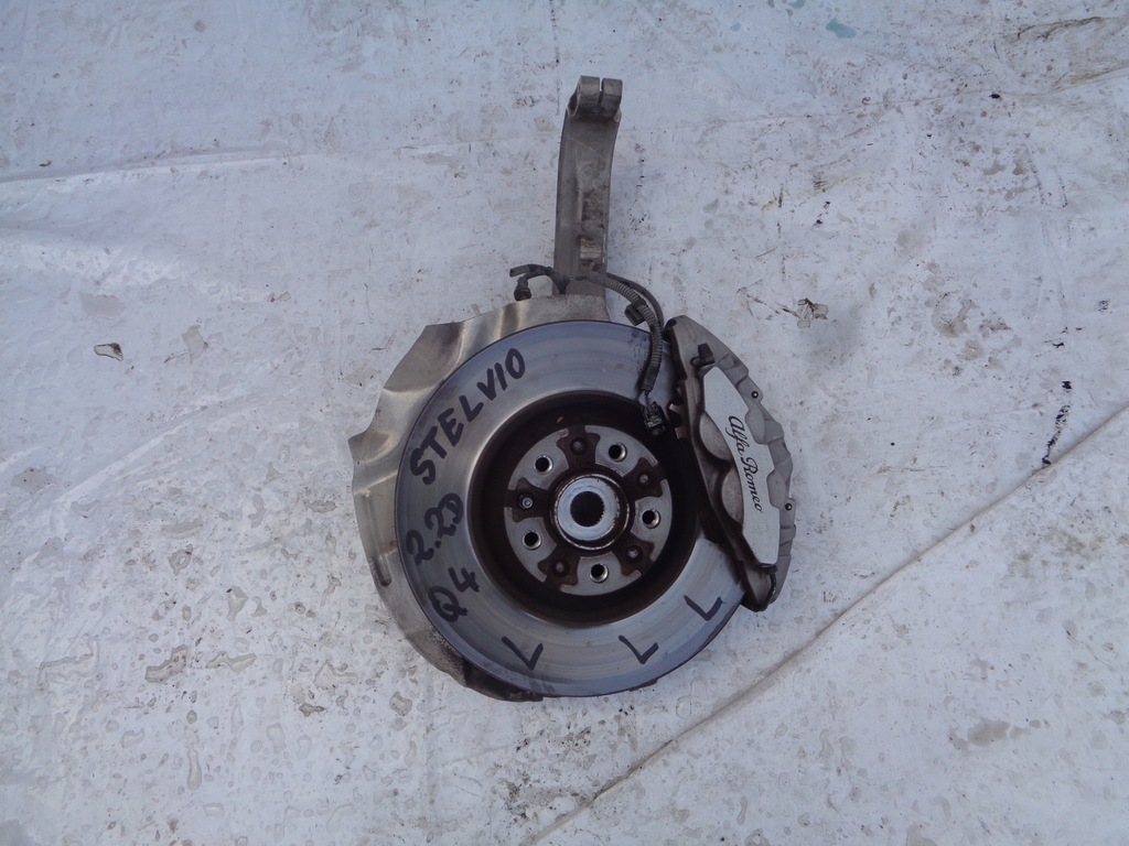 фото №1, Поворотный кулак левая alfa romeo stelvio 2.2d