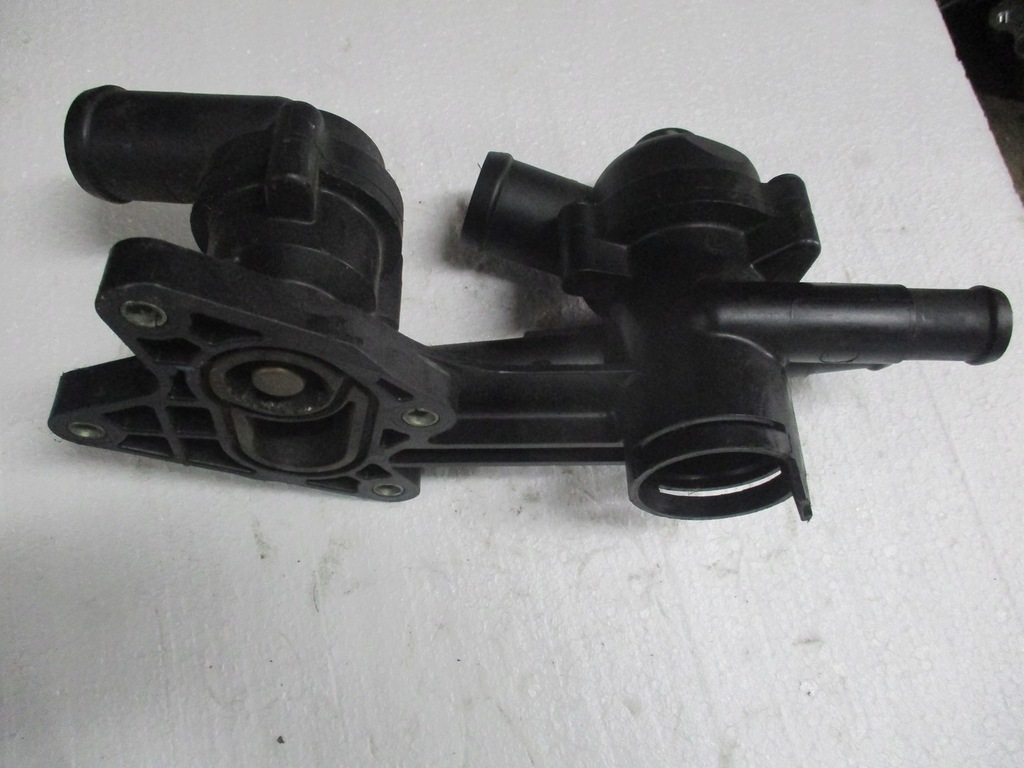 фото №1, Корпус термостат 03c121026s