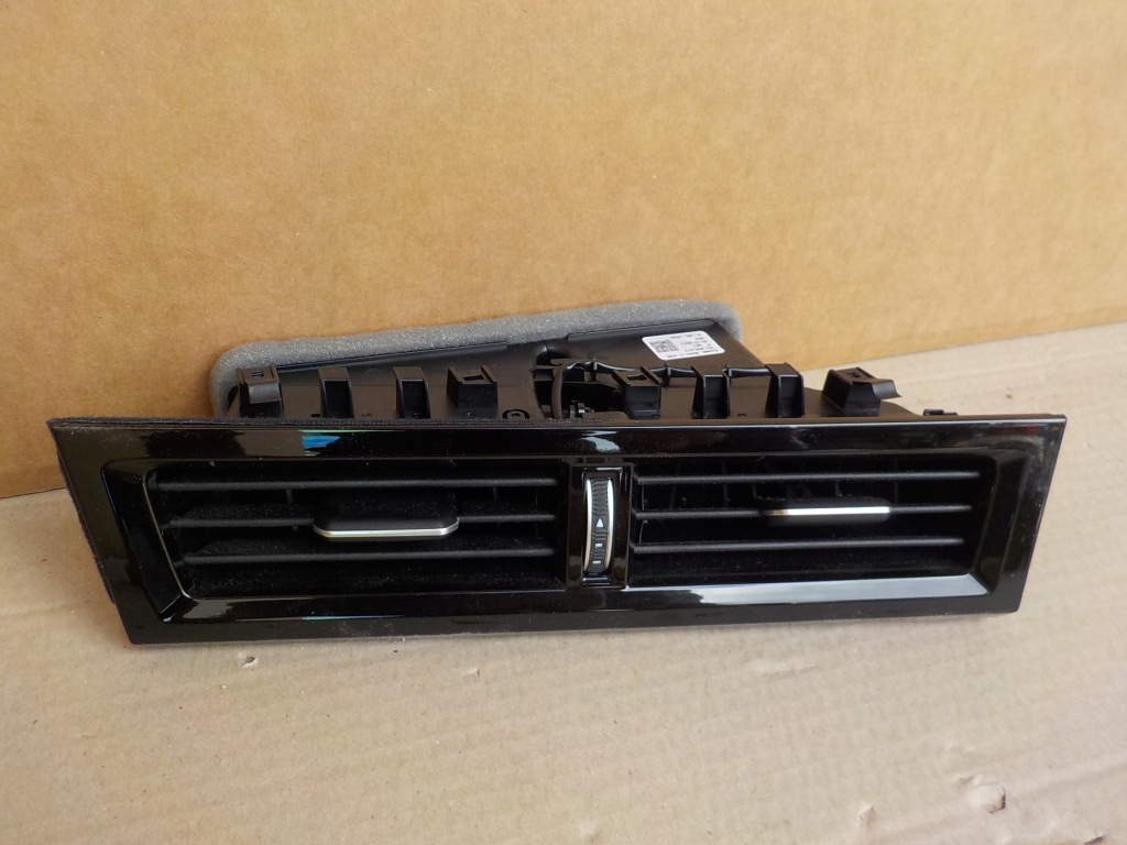 фото №6, Vw touareg iii решётки обдув 761858417