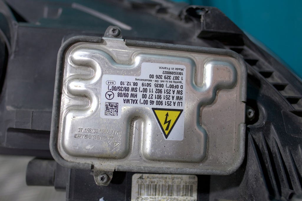 фото №7, W251 lift лампа левый перед левая передняя ксенон led