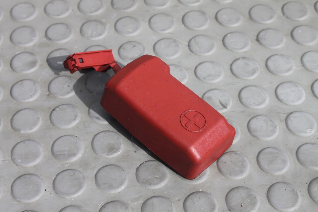 фото №1, Защита клеммы plus накладка toyota aygo ii 14-19