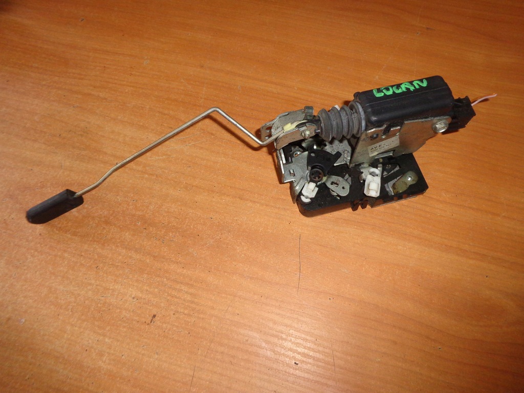 фото №1, Logan van kombi замок двері правий перед передній