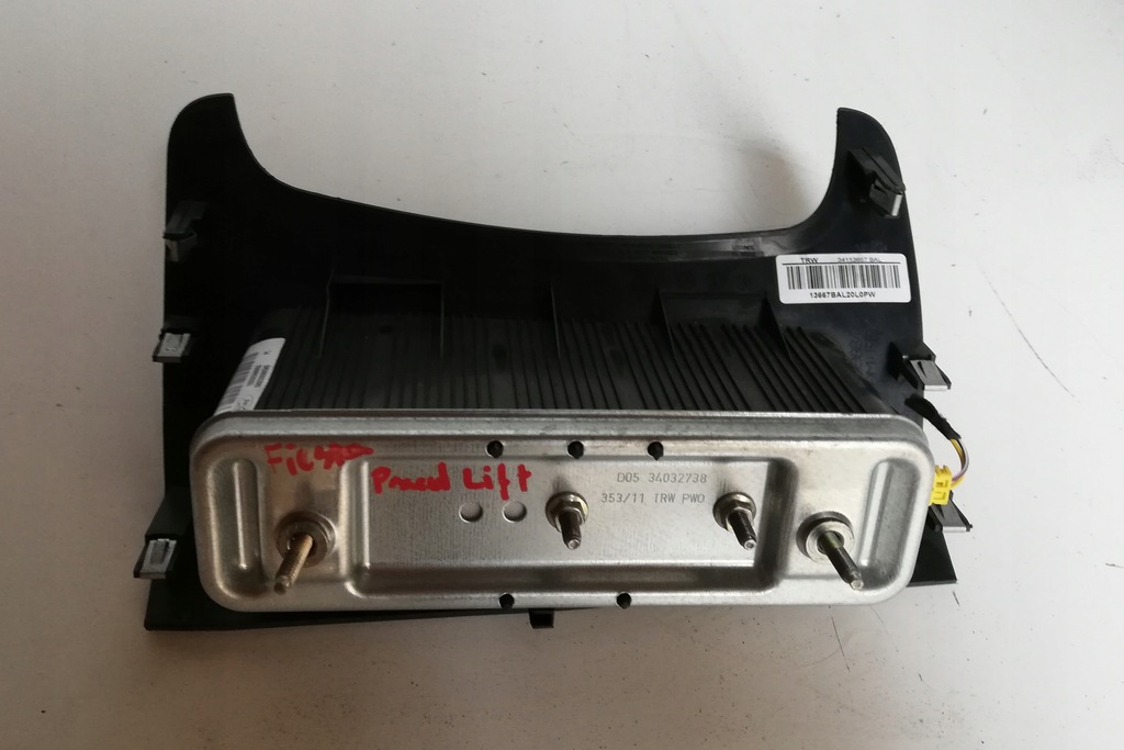 фото №7, Ford fiesta подушка безопасности водителя пассажира колено ремни