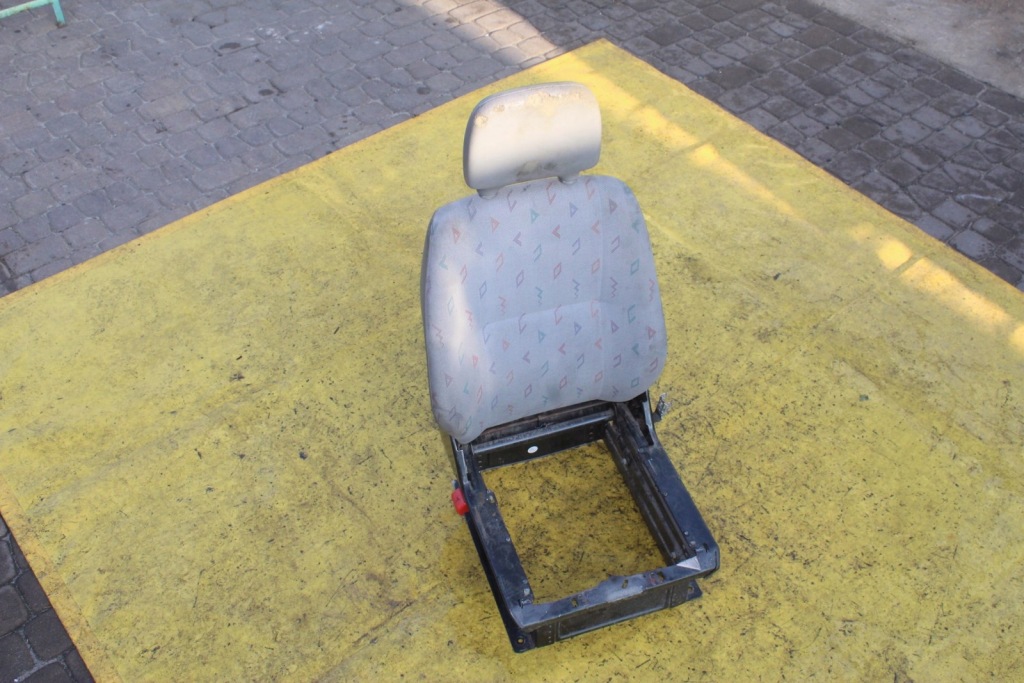 фото №1, Спинка каркас сиденье правый перед vw lt 35 28 46 sprinter