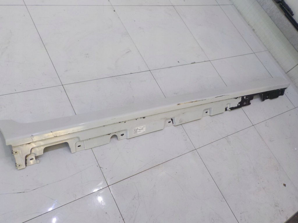 фото №1, Bmw оригинальный номер 7207094 молдинг порог