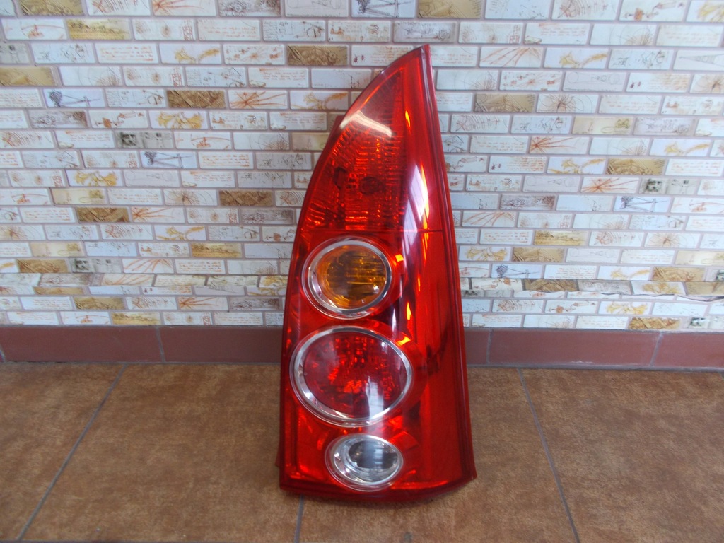 фото №1, Лампа права задня mazda premacy lift 2002-2005