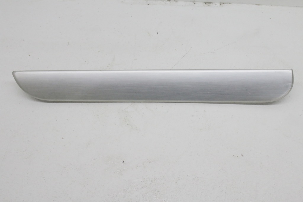 фото №1, Молдинг левый задняя audi a4 b7 cabrio