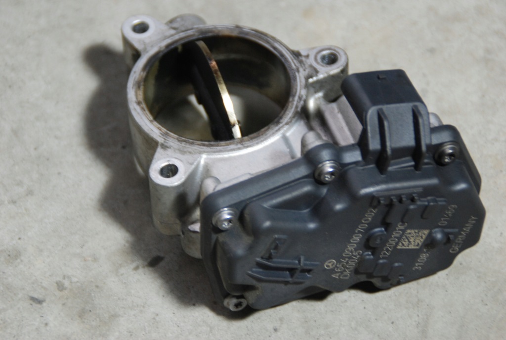 фото №1, Mercedes w213 2.0cdi дроссельная заслонка a6540900070q01