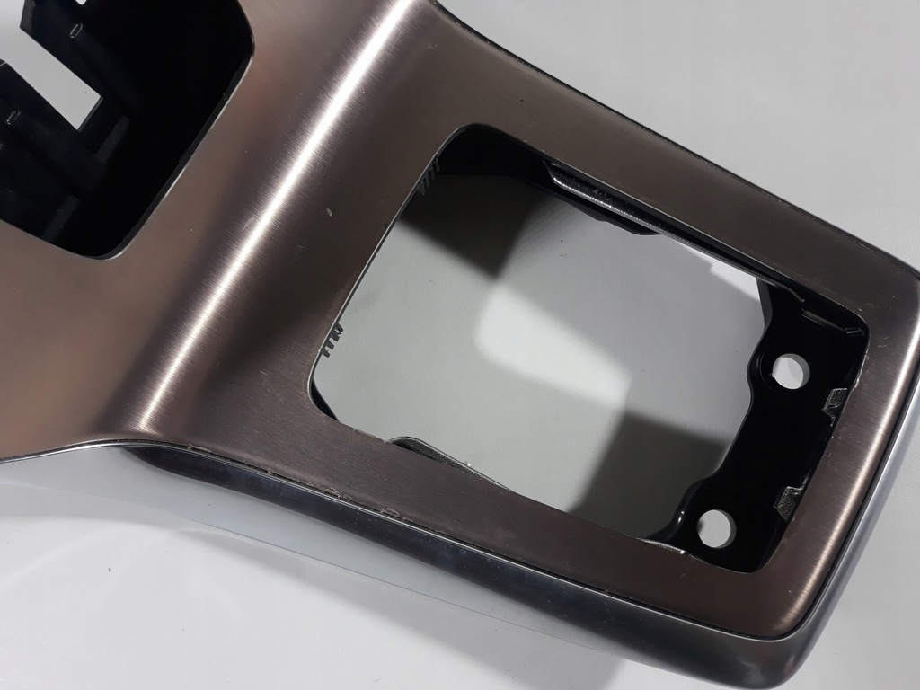 фото №7, Volvo v40 12- рамка радио панель обдув