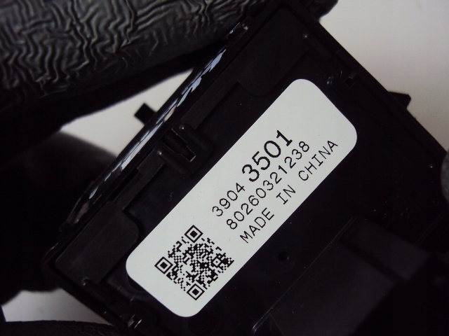 фото №5, Рычаг поворотники opel оригинальный номер 39043501