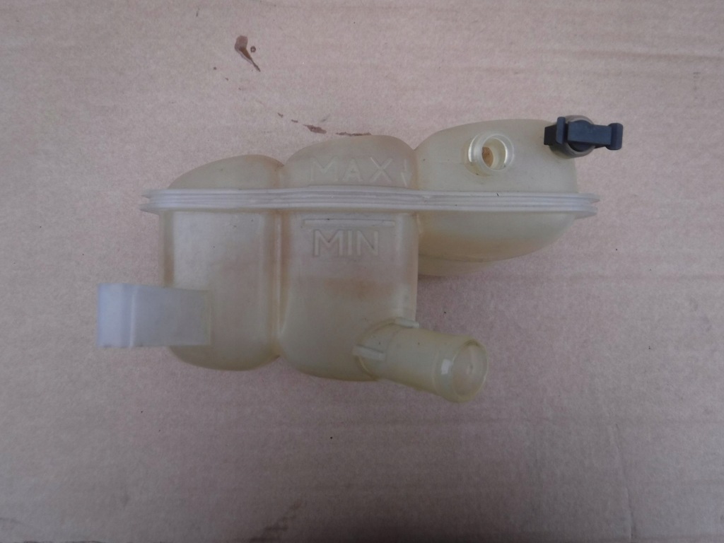 фото №6, Бак расширительный ford focus mk3 usa бензин