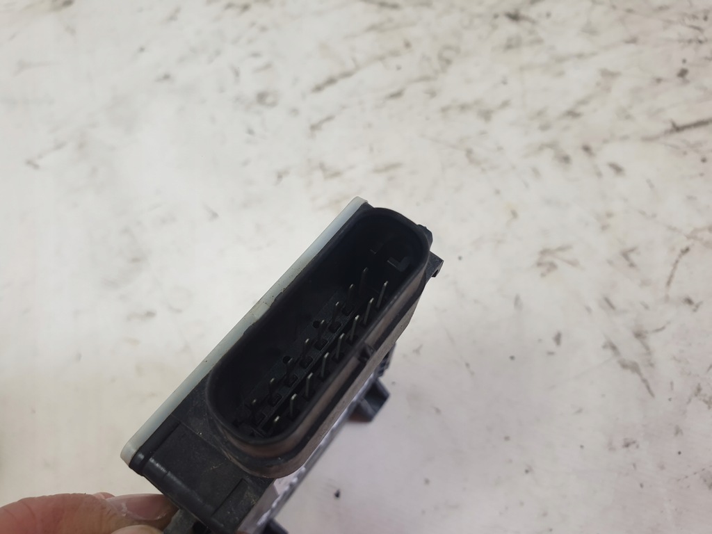 фото №3, Bmw g30 g31 датчик переключения поперечина движения радар перед