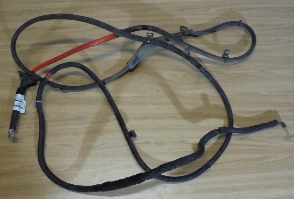 фото №1, Alfa romeo giulia шланг кабель plus плюсовий