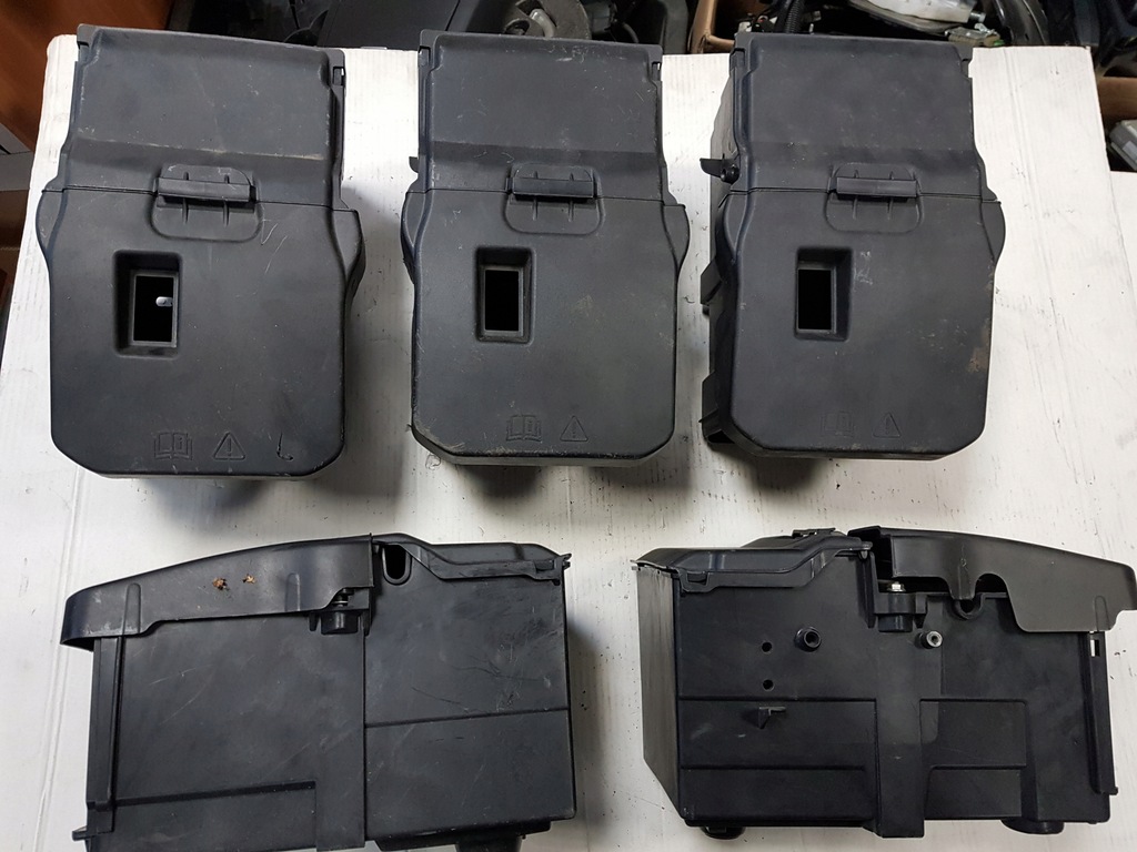 фото №1, Основа корпус акумулятор focus iii kuga mk2