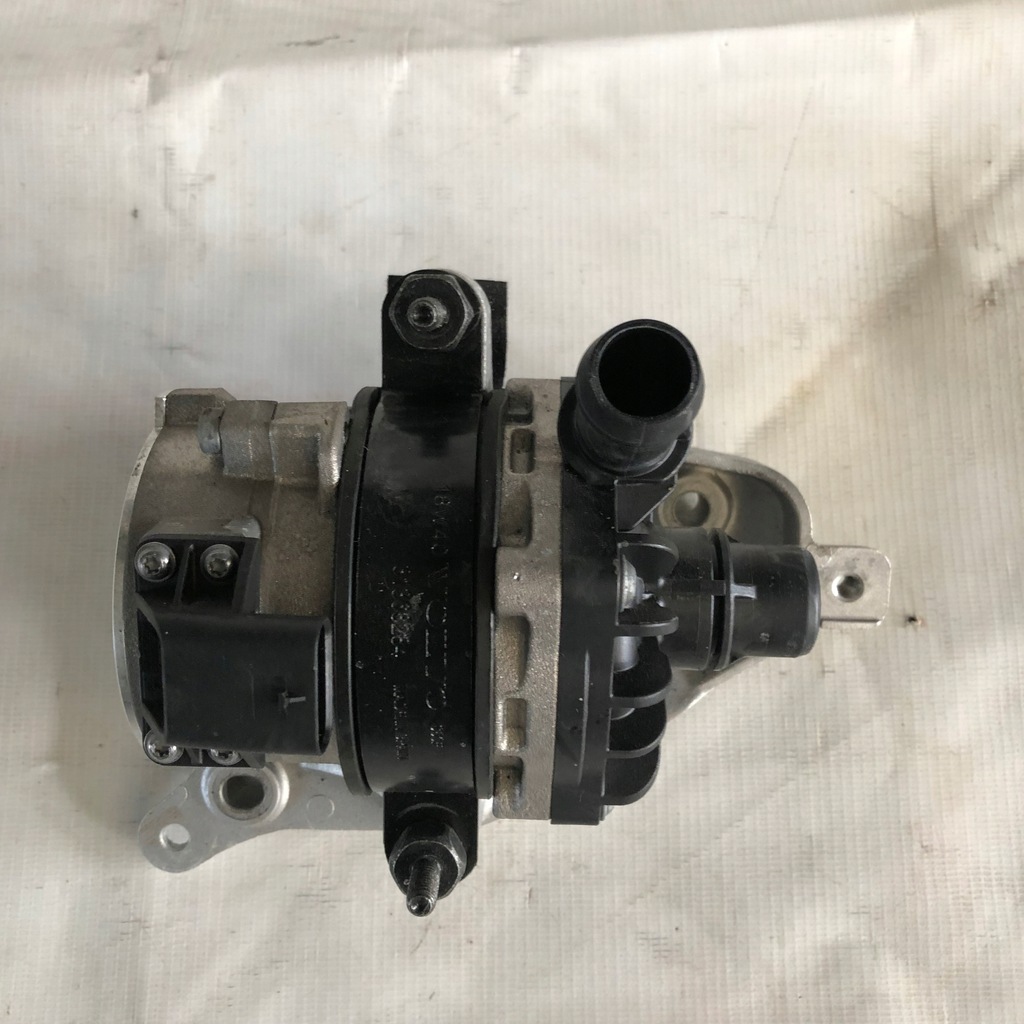 фото №1, Volvo xc60 xc90 ii v40 xc40 v90 насос wody nowa