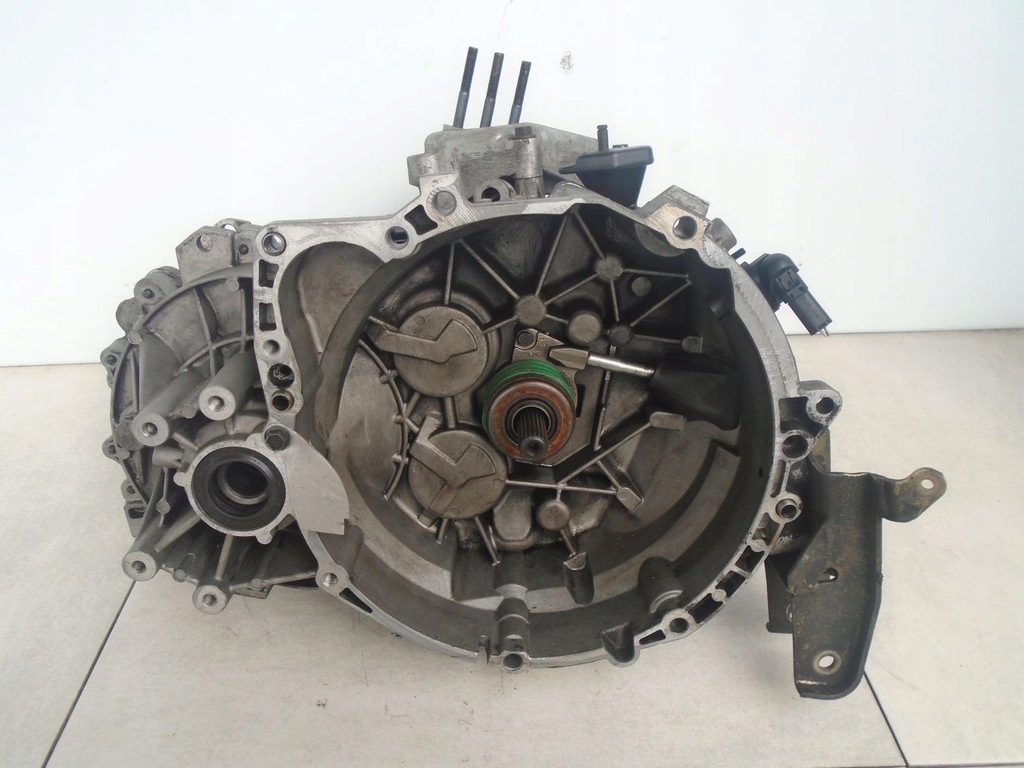 фото №1, Коробка передач передач volvo s40 1.9dci m56l2