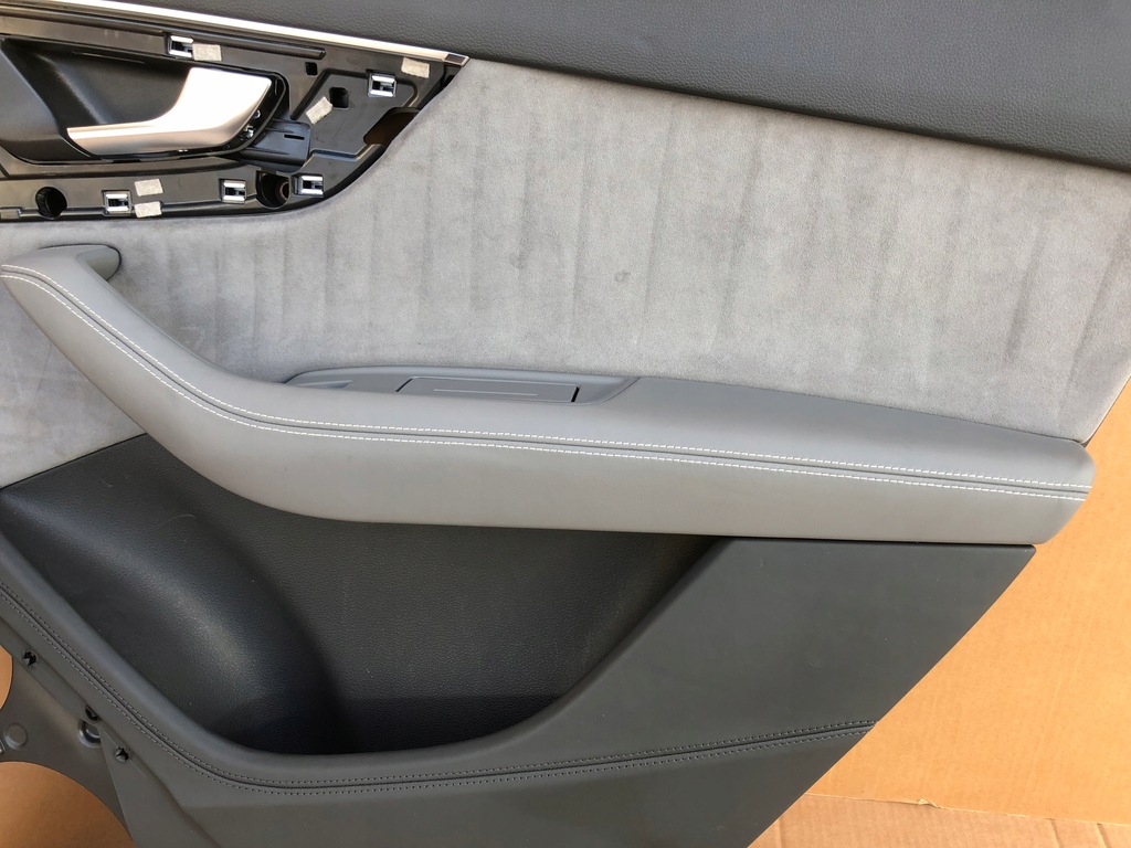 фото №6, Обшивка дверь pt кожа alcantara led audi q7 4m