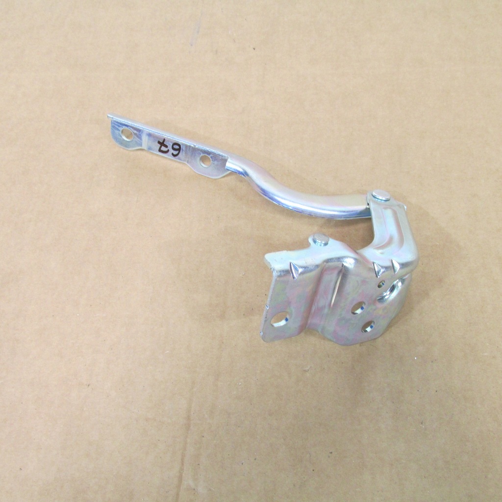 фото №2, Hyundai i40 петля левый капот 79110-3z000