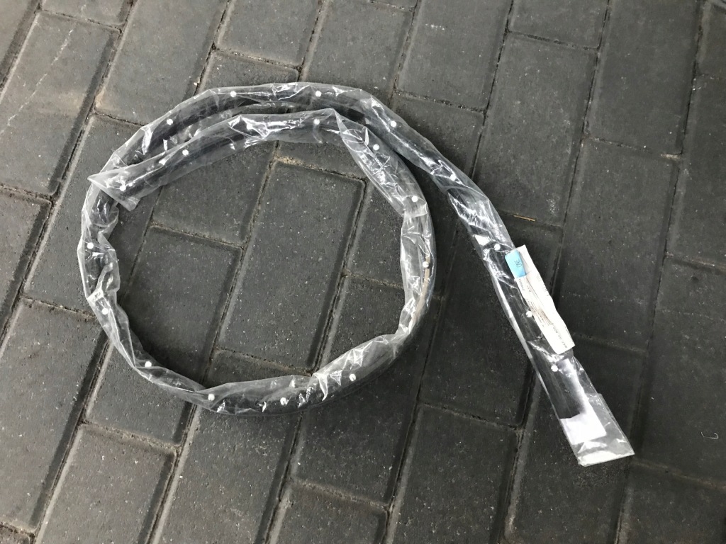 фото №1, Bmw f21 f22 f23 прокладка дверь перед левых нижняя