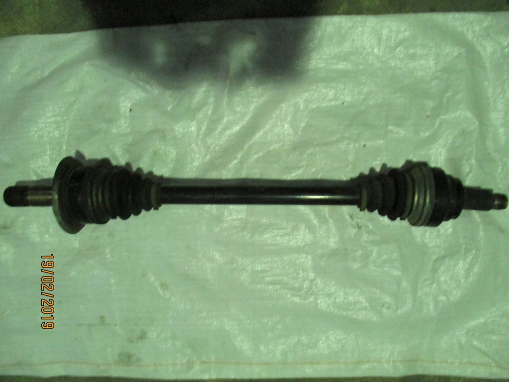 фото №1, Bmw 5 f10 f11 приводной вал задняя левый задняя левая 7581017