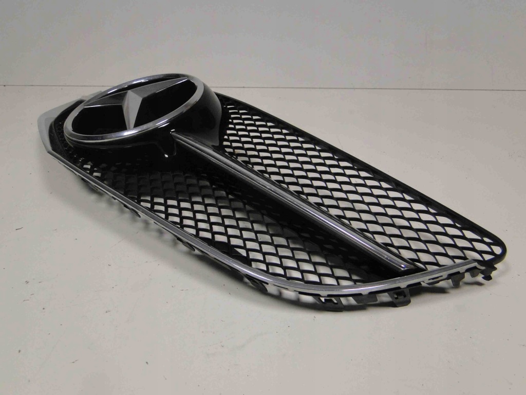 Mercedes e klasa 207 coupe lift amg решітка радіатора решітка радіатора Недорого