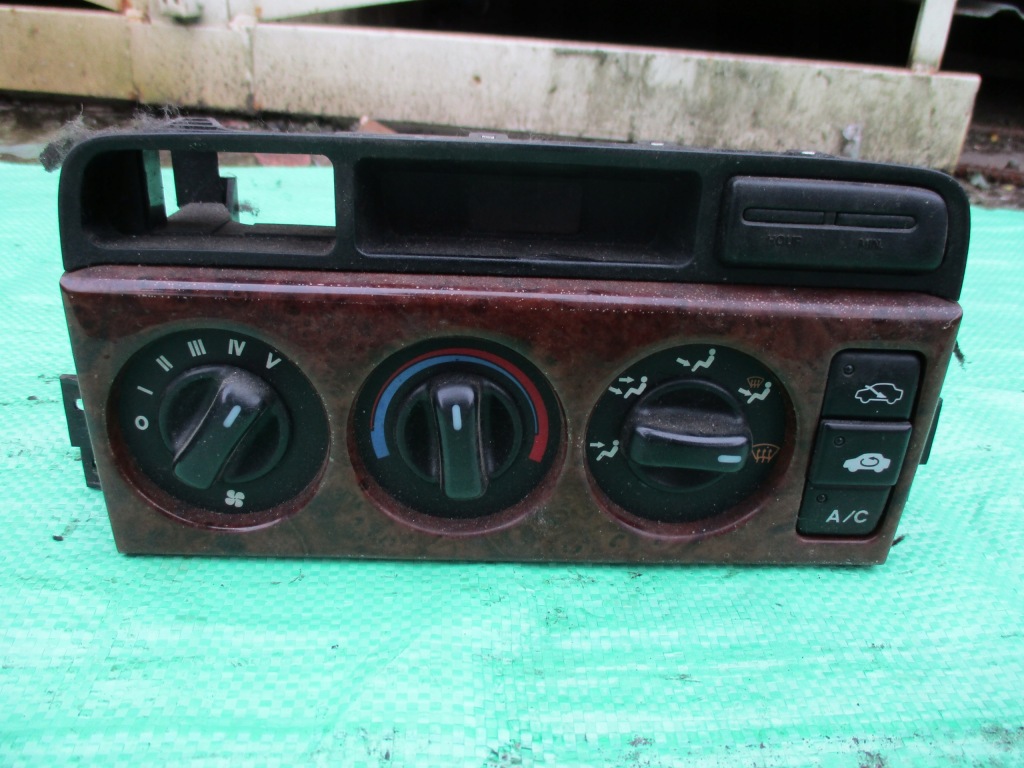 фото №1, Honda accord v панель воздуховод 39700-sn7-g015-m1