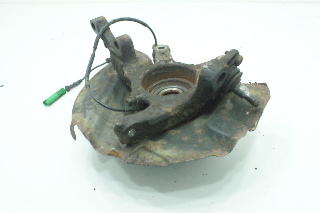 фото №2, Range rover l322 4.2 поворотный кулак перед правый описание!