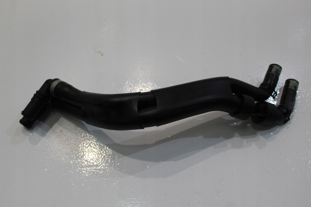 фото №1, Vw touareg 3 wąż шланг wody 4m0819350f