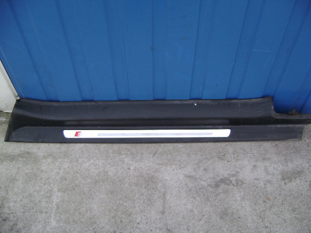 фото №1, Audi tt s-line - молдинг порог