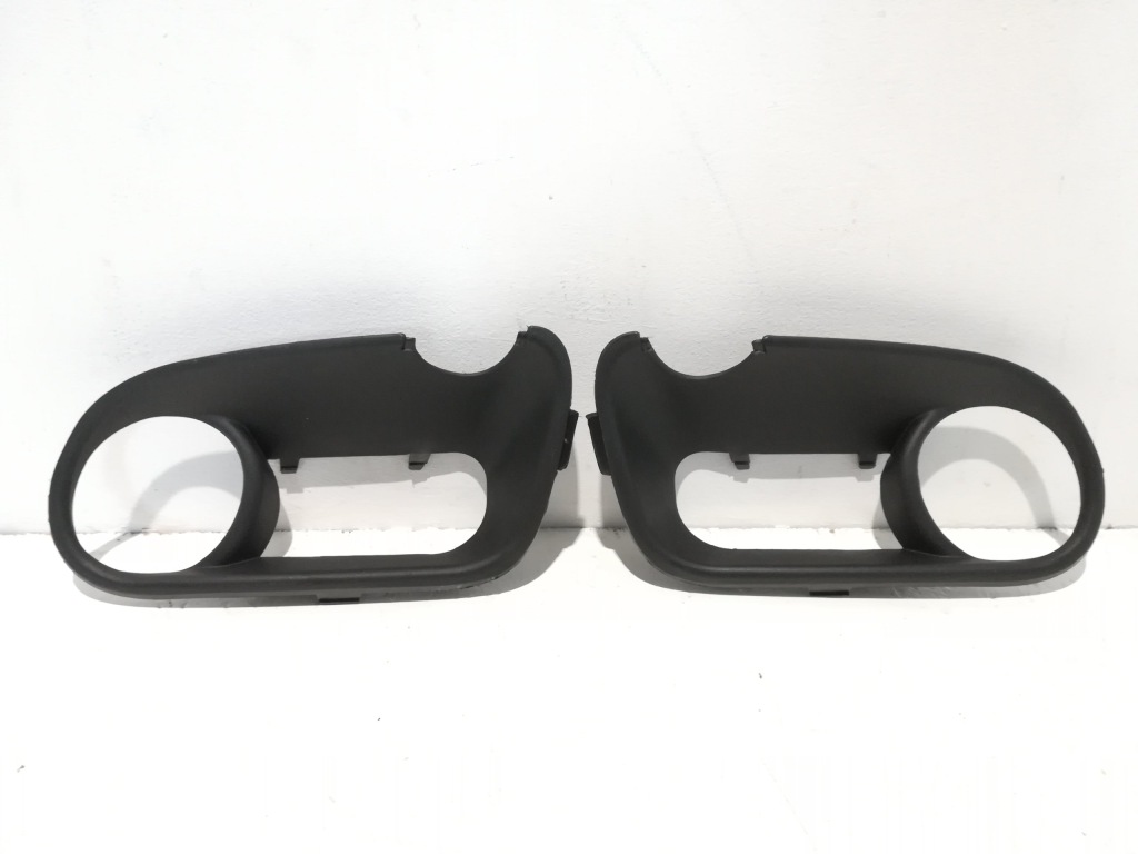 фото №1, Volkswagen touareg 02-06r рамка противотуманной фары решётка радиатора