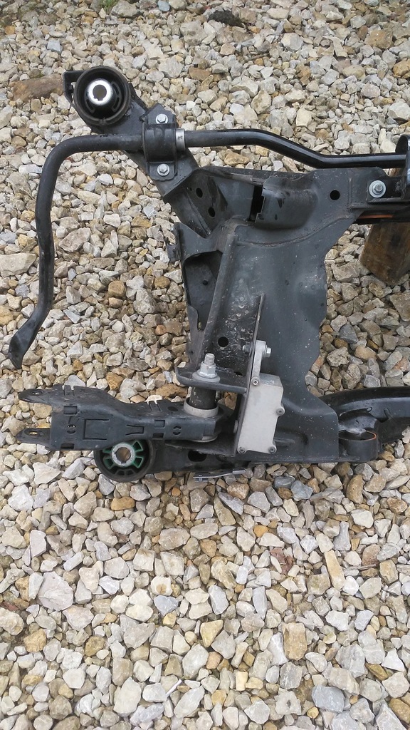 фото №8, Discovery sport подрамник балка подвеска задняя 2.0