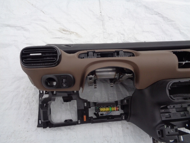 фото №2, Citroen c4 cactus панель приладів панель приладів консоль труба каркас